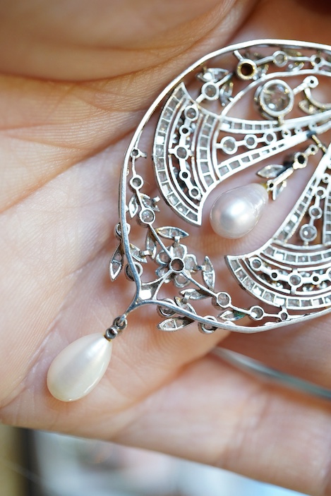 A fine Belle Epoque natural pearl and diamond pendant, circa 1910